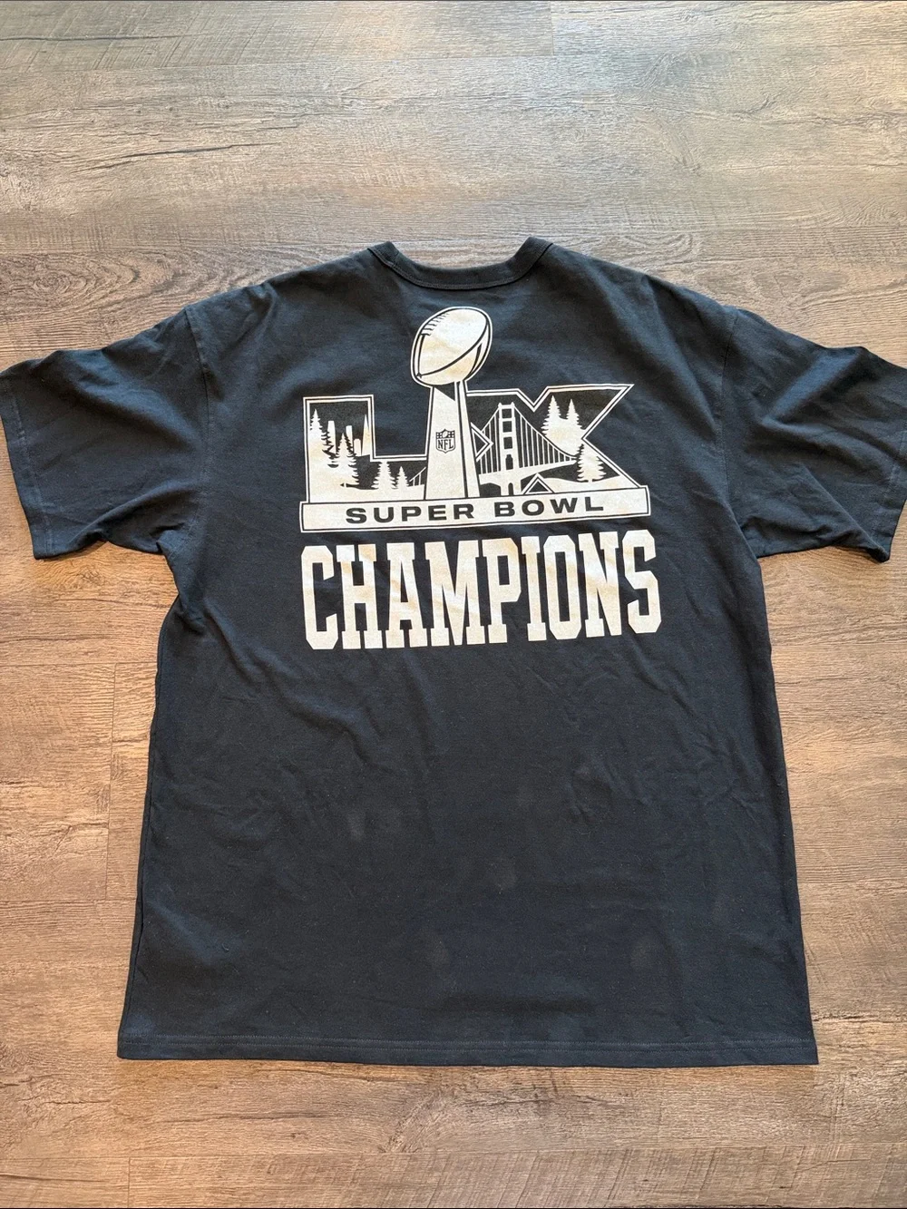 Nike Men’s L Seattle Seahawks NFL Super Bowl LX Champions Trophy Collection Tee